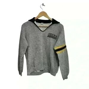 Vintage Champion Iowa Sweatshirt – Size Large